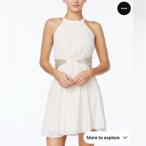 Lulu’s halter neck dress Ivory color Sz M